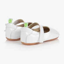 Load image into Gallery viewer, Tip Toey Joey Baby Girls White Patent Pumps
